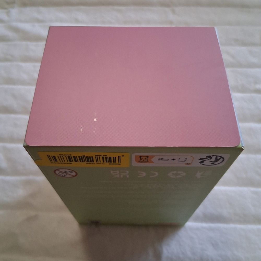 POP MART The Monsters Labubu, Exciting Macaron, GREEN GRAPE BNIB - Picture 8 of 8